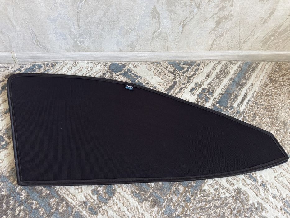 Продам шторки камри 70-75