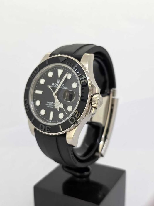 Rolex Yacht-Master 42 — 18k White Gold, Black Dial, Oysterflex