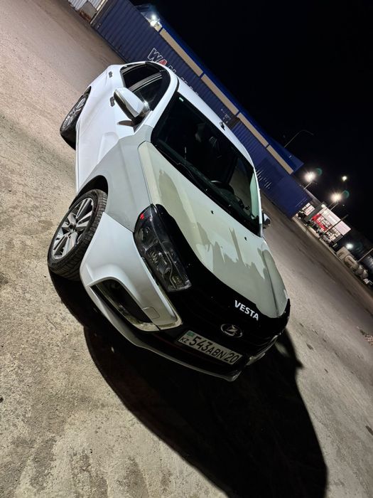 Лада веста продам