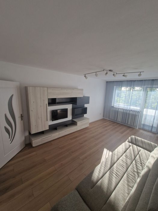 De inchiriat apartament 2 camere Decomandat  renovat total  prima inchiriere!