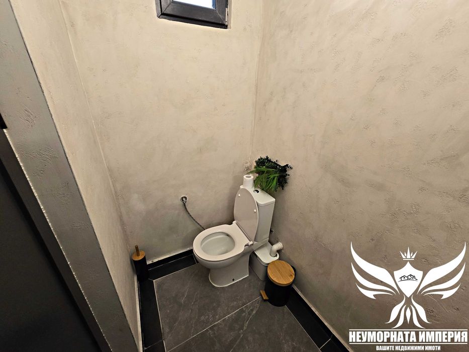 Продавам ново помещение, офис, студио, магазин 100кв. Пловдив център