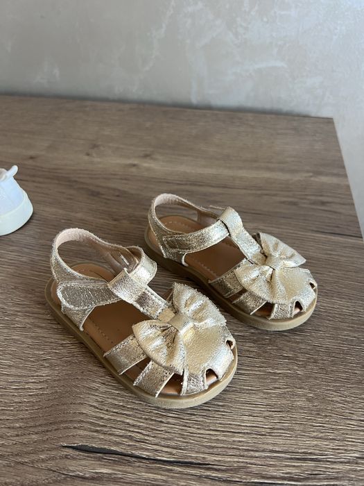 Детски маратонки  H&M и сандали