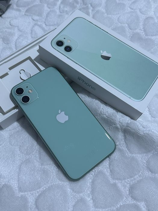 11 айфон зеленый