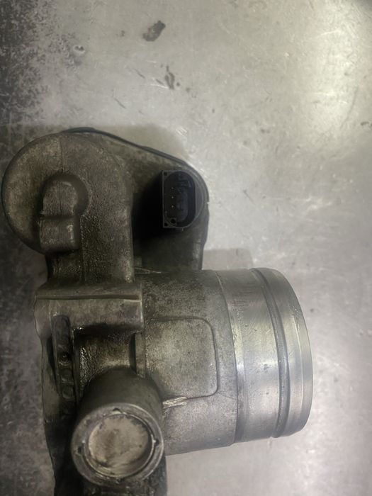 Мерседес w168 дросельная заслонка.