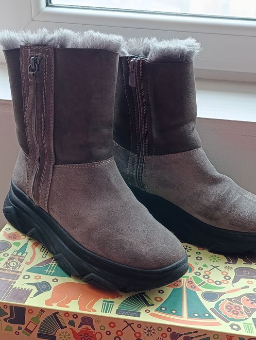 Ghete dama piele întoarsă, îmblănite