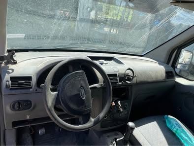 Ford tranzit connect 200/ форд транзит конект 200 1.8 TDCI 2004г.