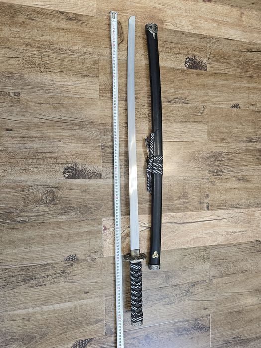 Sabie Katana cu teacă