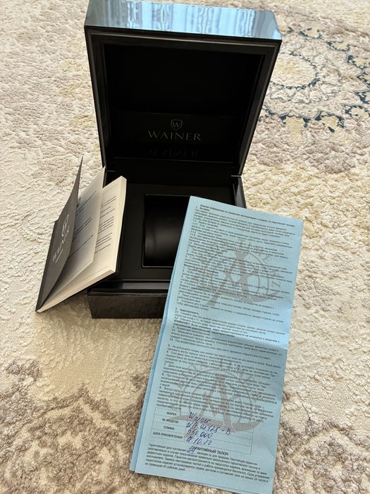 Продам мех. часы с автоподзаводом Wainer