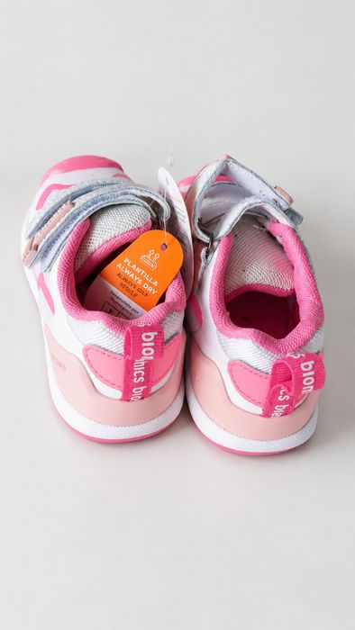 Adidași fetita 22-24