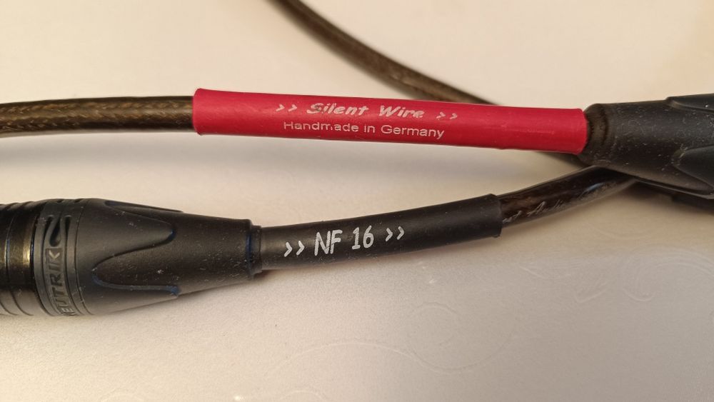 Межблочный кабель XLR "Silent Wire" NF 16