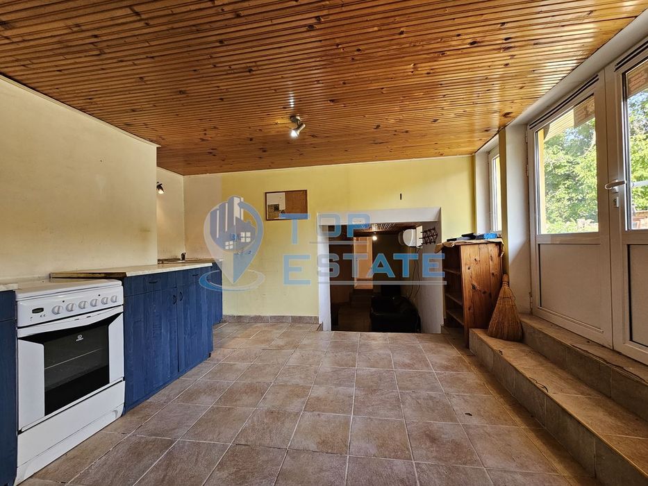 Продава се Къща в с. Хотница, Област Велико Търново - 100 кв.м за 295 €/кв.м - Снимка #3