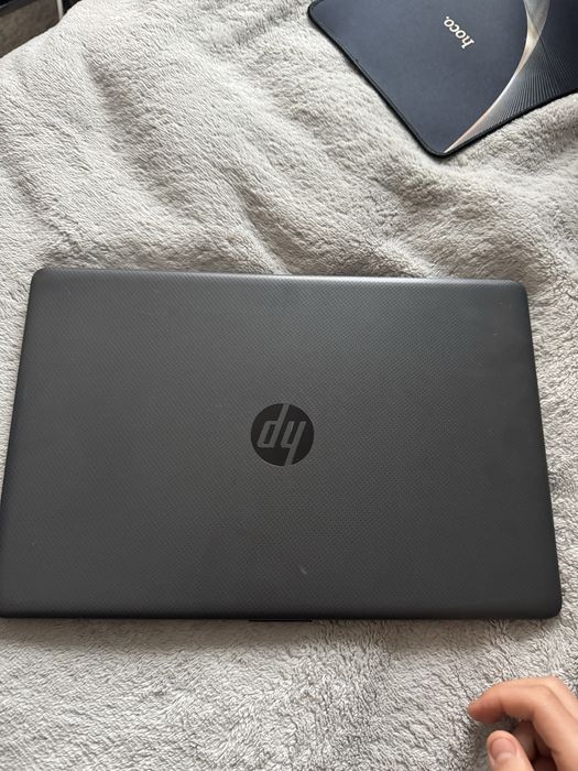 Ноутбук hp 250 g7