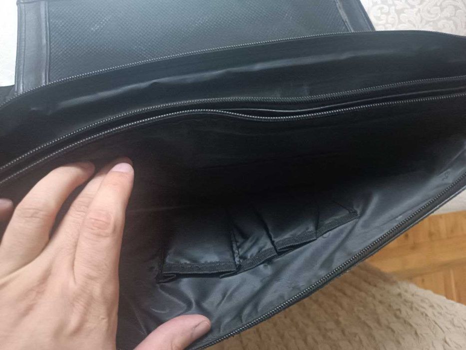 HDD, SSD, мышка, триммер, ОЗУ, сумка, подставка для ноутбука и кабели