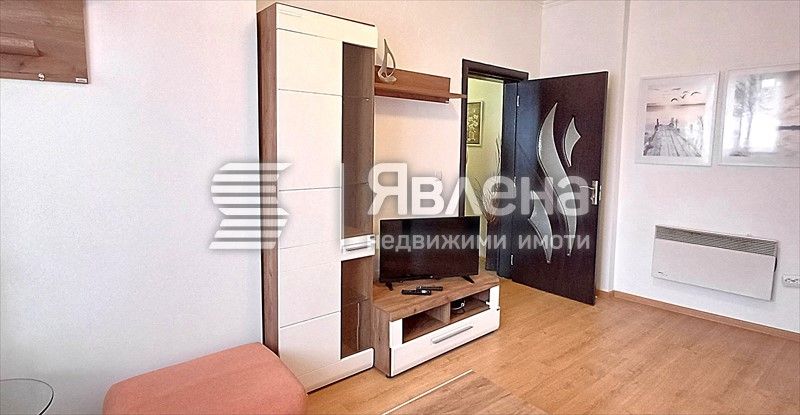 Продава се Тристаен апартамент в София, Център - 80 кв.м за 3688 €/кв.м - Снимка #4