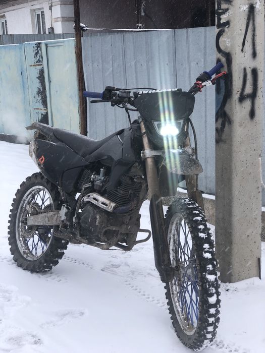 Продам эндуро 06 250