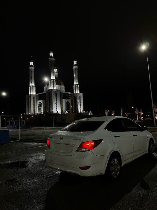Hyundai Accent 2013
