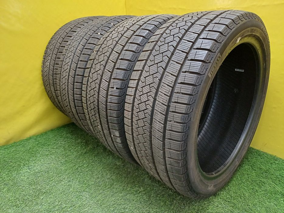 Шины 245/40 R18 Pirelli комплект.