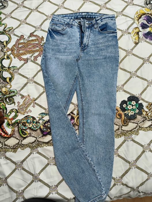 Дънки и блузки нови