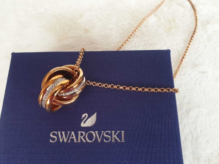 Pandantiv Swarovski nou, pandant, medalion cu lanț, auriu