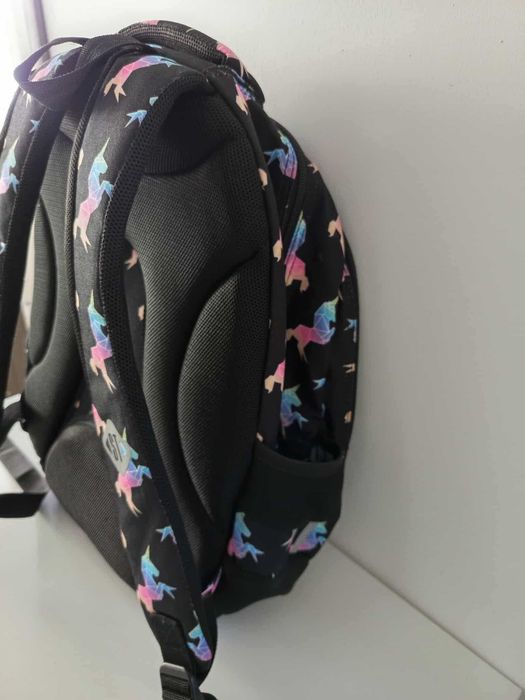 Ghiozdan/Rucsac St.Right cu model Rainbow Unicorns