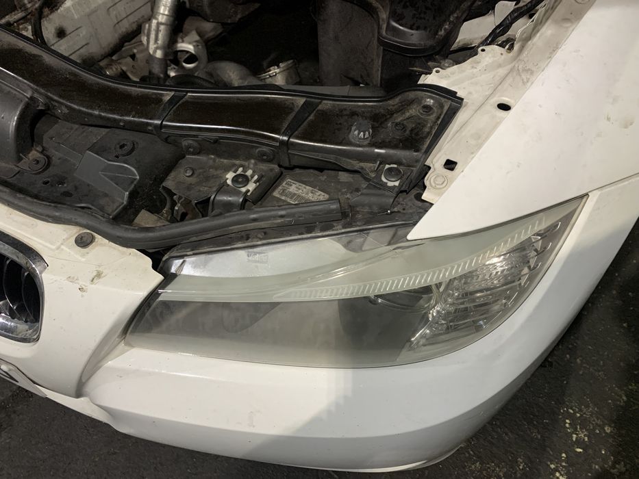 Продаваме фейслифт фарове за бмв е90 91 bmw e90 91