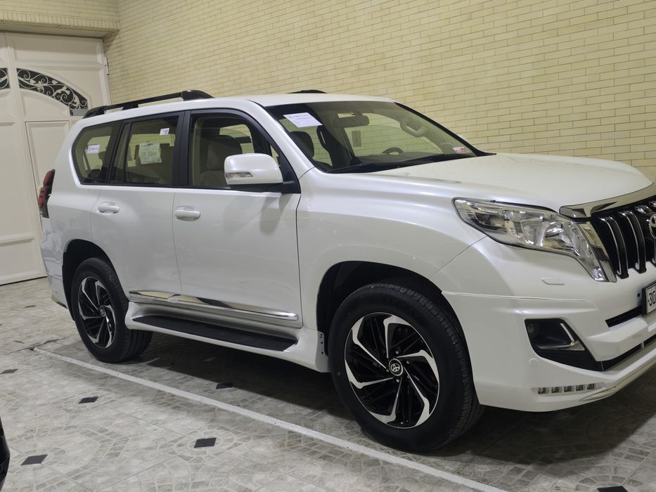 Prado 150 год 2013