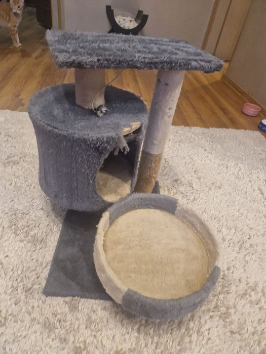 Домик доя кошечек