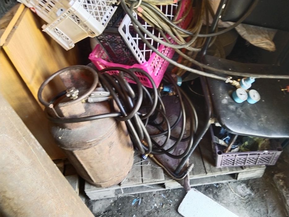 Продам резак, кислородный баллон