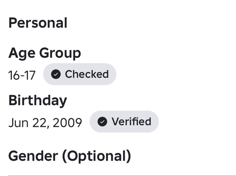 Продаю донатерский аккаунт в роблоксе