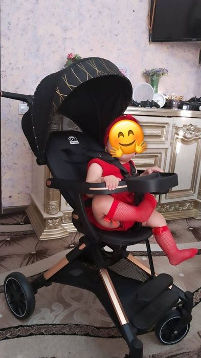Коляска сотилади