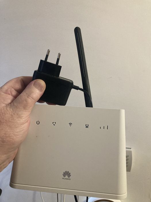 Ruter sim HuaweiB311-221