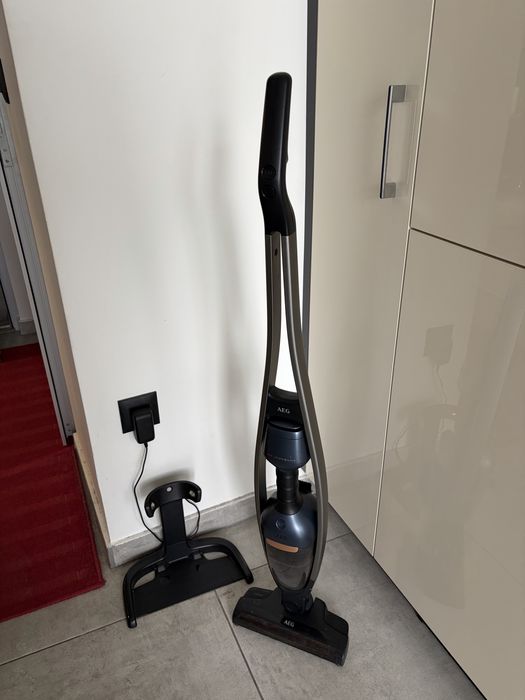 прахосмукачка aeg qx9 за части.