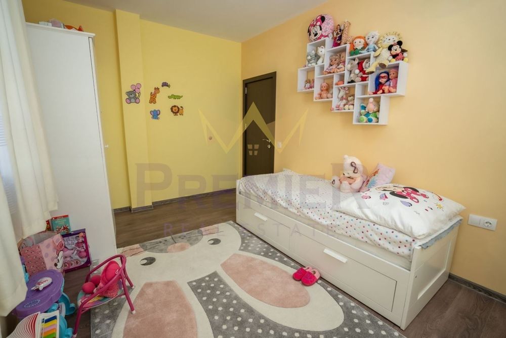 Къща в Бургас-Сарафово