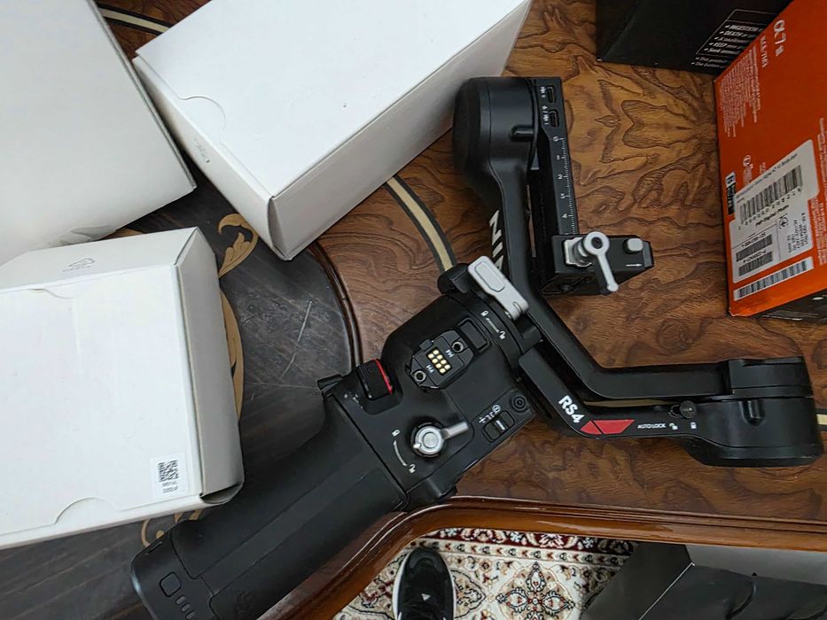 Стедикам DJI RS 4 в упаковке новая