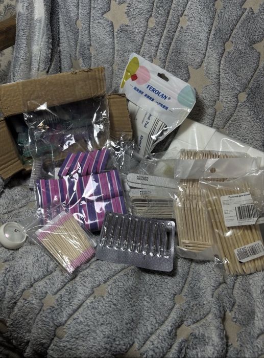 Продается набор готовый маникюр и наращивание