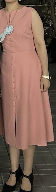 Продам платье.  Почти новые.