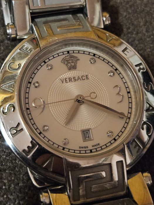 Часовник Versace