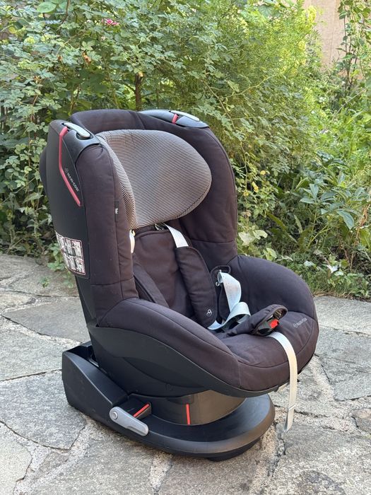 Авто кресло Maxi-Cosi Tobi