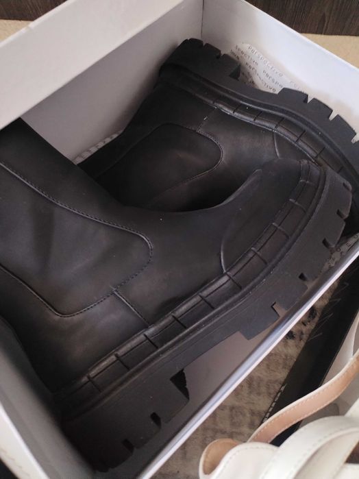 Дамски зимни боти