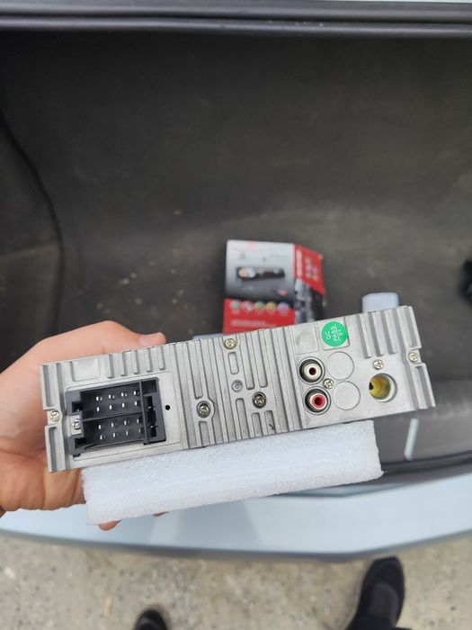 Damas Magnitafon Sotiladi