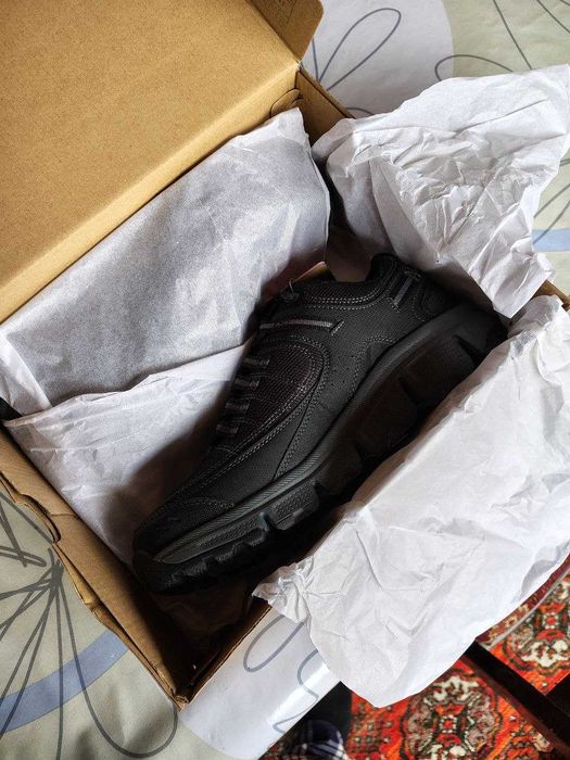 Skechers кроссовки — оригинал из США Абсолютно новые