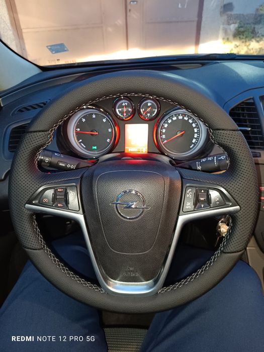 Опел Инсигния 2.00-160 коня. Бартер!  .