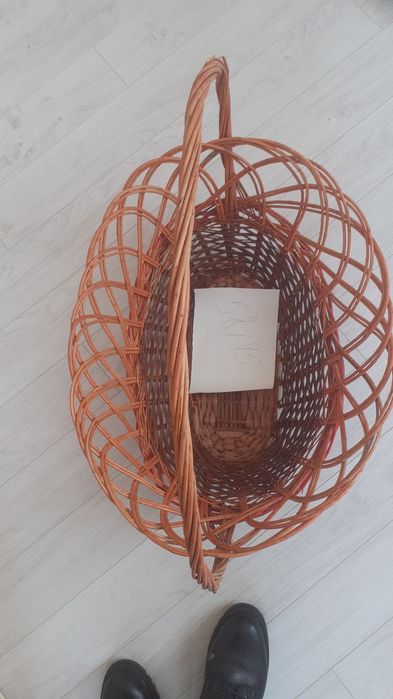 Корзины, разных  видов.