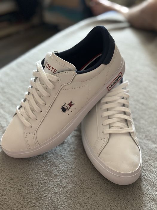Pantofi Lacoste nr ,  41 , nou , de piele