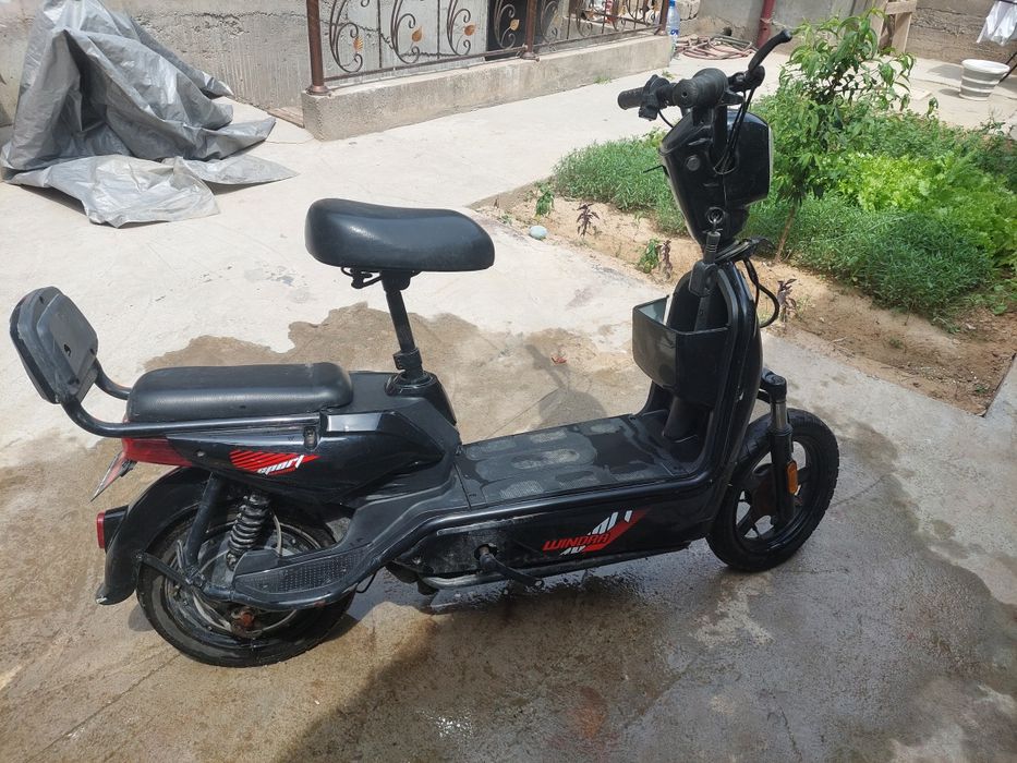 Skuter batarekasi yoq
