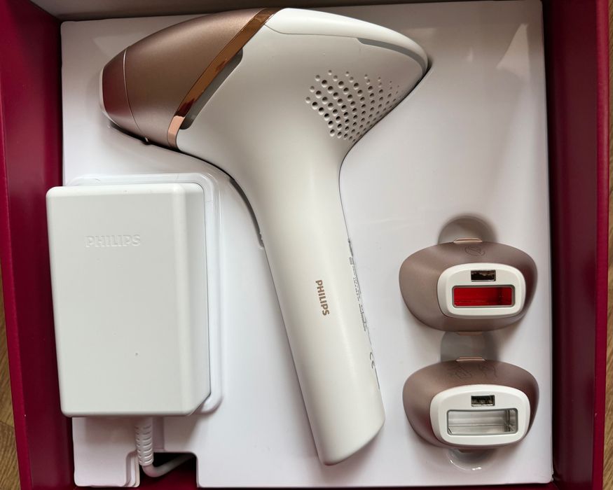 Фотоепилатор Philips Lumea