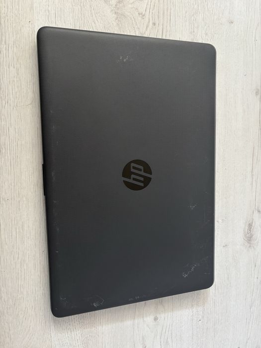Laptop HP 255 G6