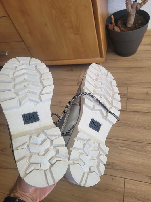 Обувки Caterpillar