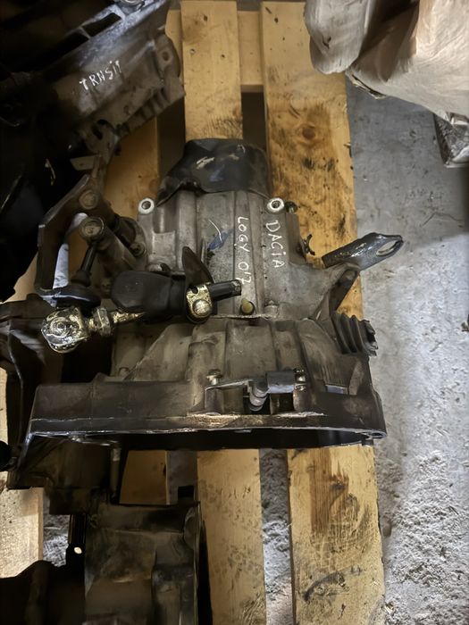 Скоростна кутия Дачия Лоджи 1.4 5 скорости dacia lodgy 1,6 JH1053