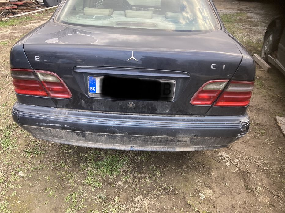 Мерцедес w210